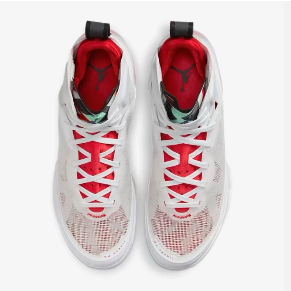 Jordan air xxxvii
